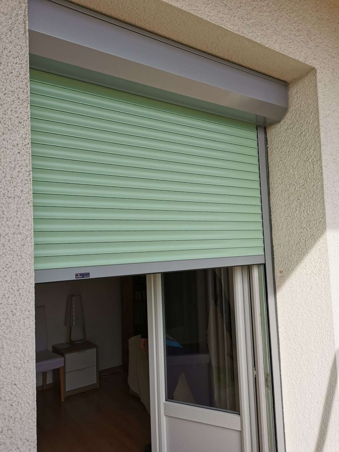 Marseille 7e: volets roulants en aluminium motorisation SOMFY