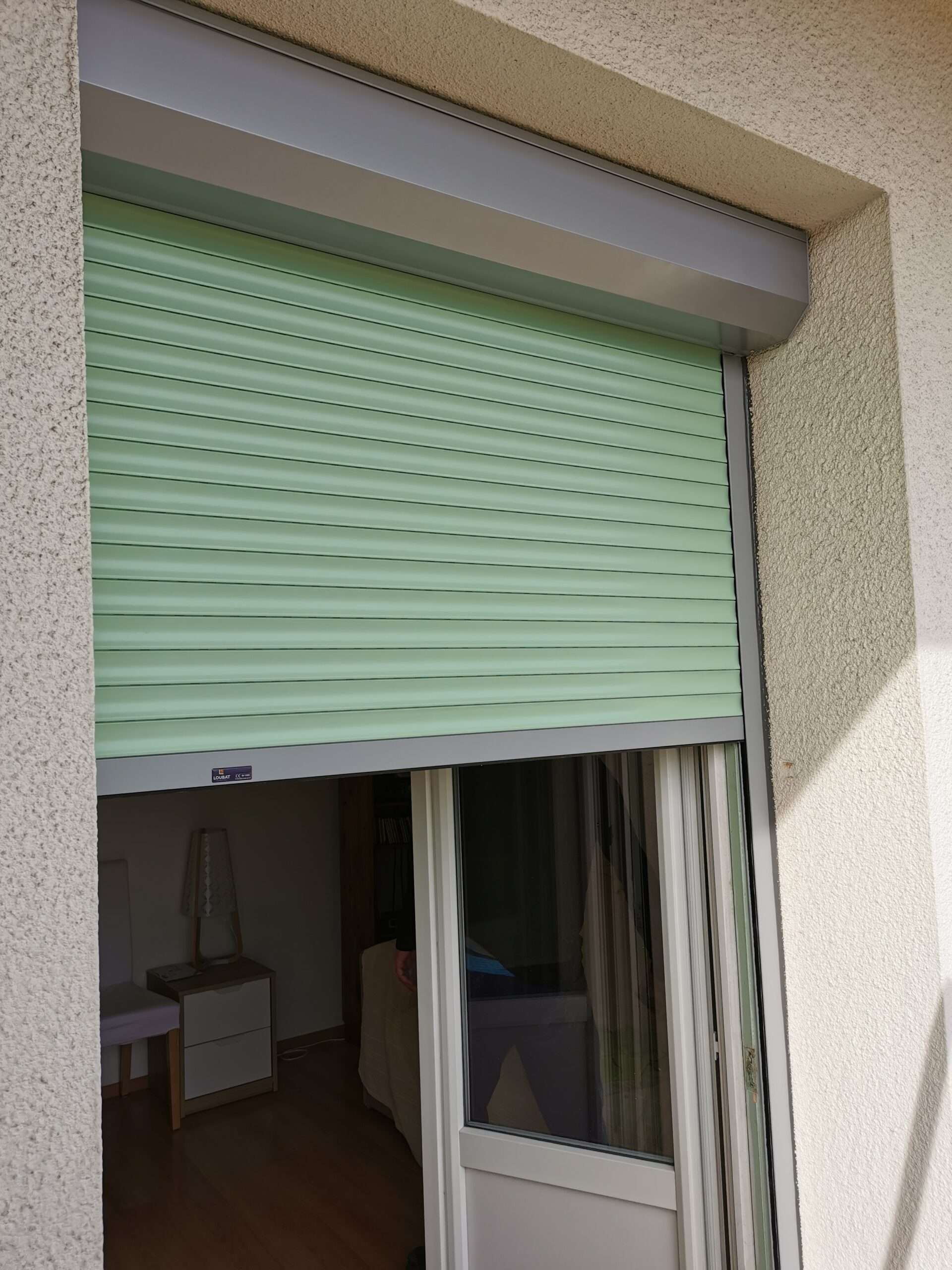 Marseille 7e: volets roulants en aluminium motorisation SOMFY