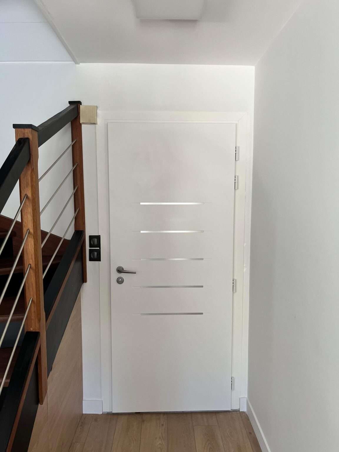 Marseille 9e: porte d'entrée en aluminium